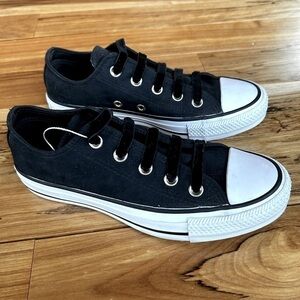 CONVERSE All Star Size 5
